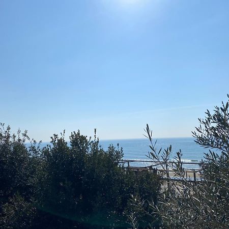 Ludovico I Apartment Sperlonga Luaran gambar